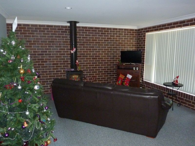 43 Molong Road, Old Bar NSW 2430