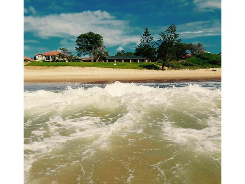 24 Lewis Street, Old Bar NSW 2430