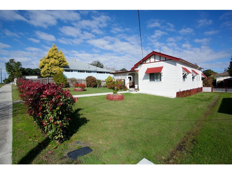 20 Stevenson Street, Taree NSW 2430