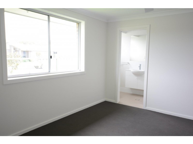 88 Albatross Way, Old Bar NSW 2430