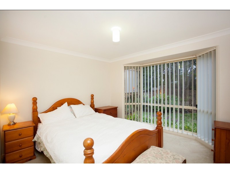 6 Kestrel Avenue, Old Bar NSW 2430