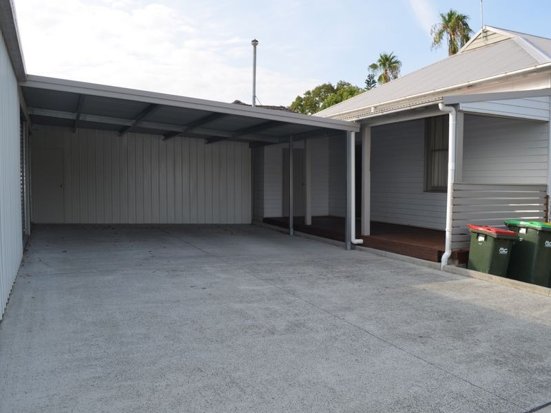 24 Beeton Parade, Taree NSW 2430