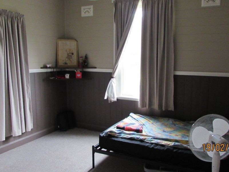 24 Beeton Parade, Taree NSW 2430