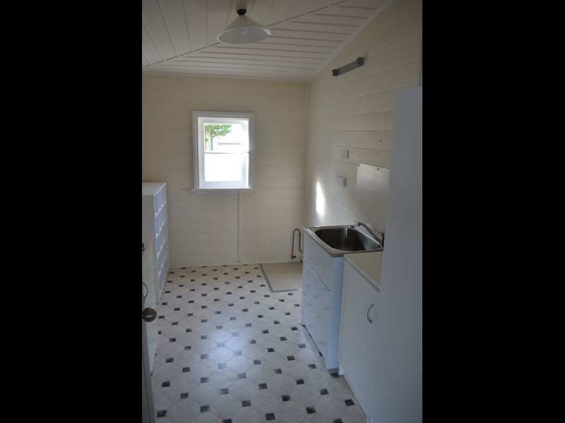 24 Beeton Parade, Taree NSW 2430