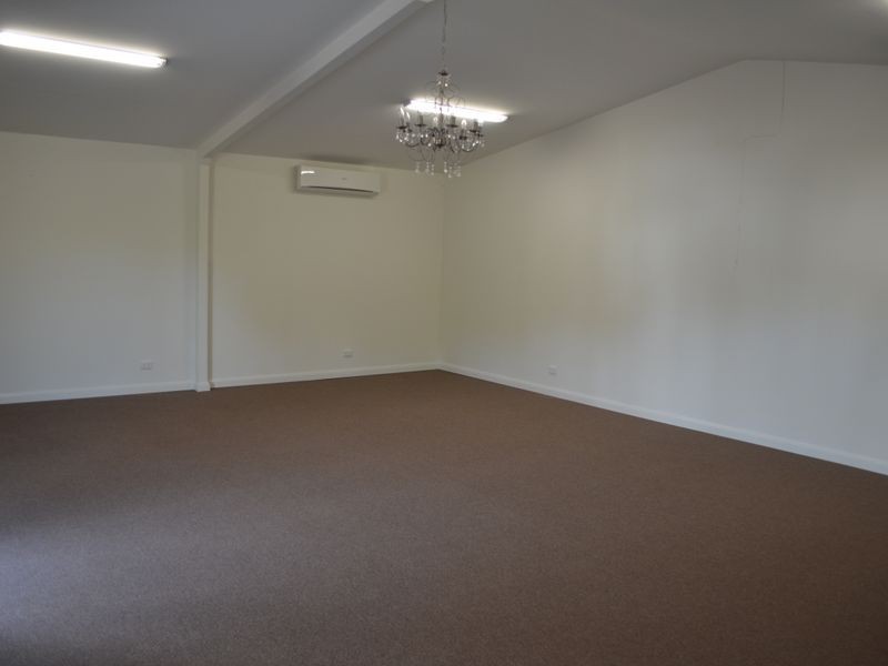 24 Beeton Parade, Taree NSW 2430