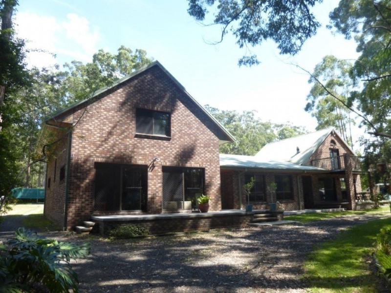 16 Kolinda Drive, Old Bar NSW 2430