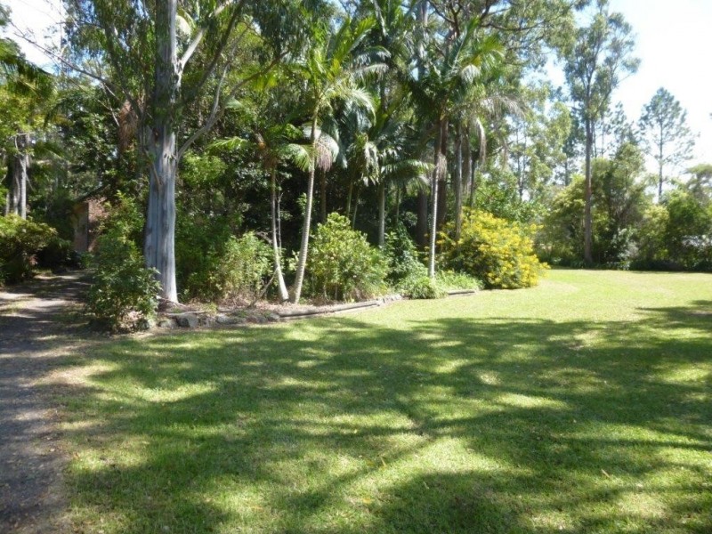 16 Kolinda Drive, Old Bar NSW 2430
