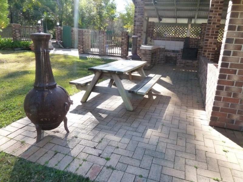 16 Kolinda Drive, Old Bar NSW 2430