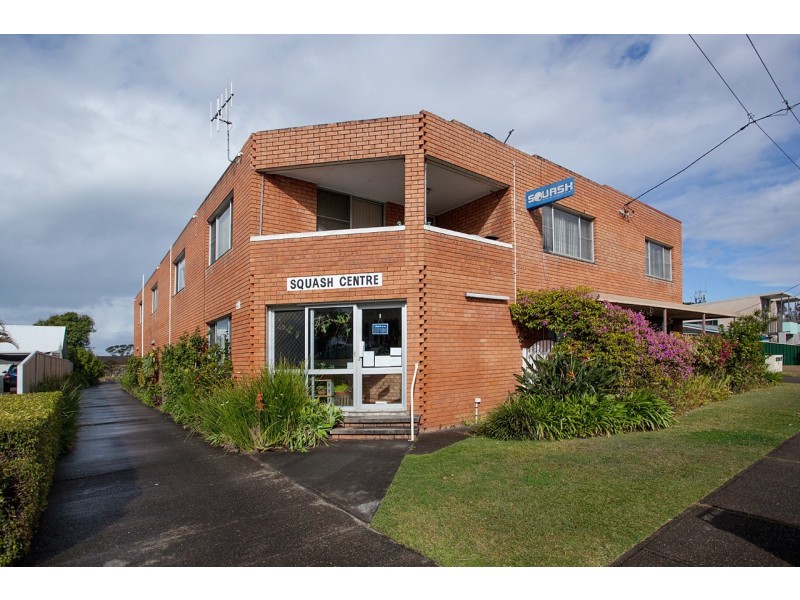 32 Old Bar Road, Old Bar NSW 2430