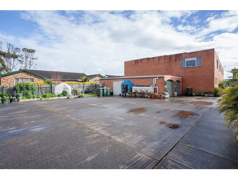 32 Old Bar Road, Old Bar NSW 2430