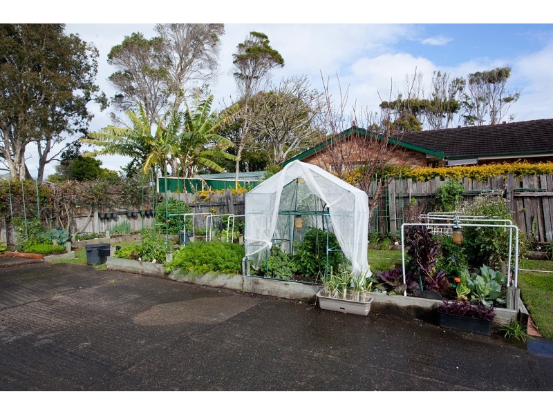 32 Old Bar Road, Old Bar NSW 2430