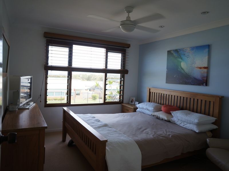 9 Smith Street, Old Bar NSW 2430