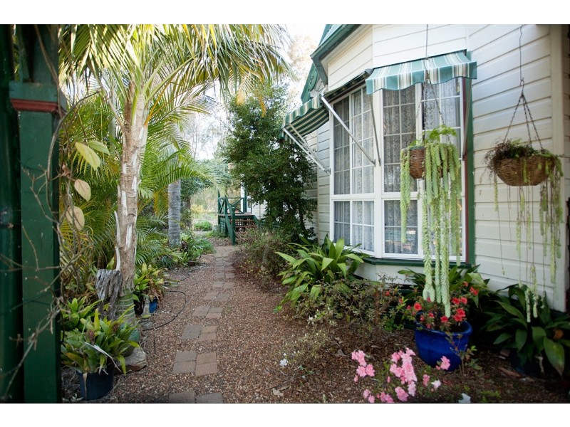 35 Narrung Place, Oxley Island NSW 2430