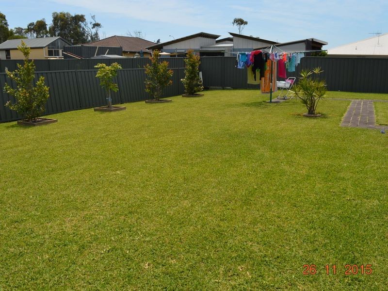 5 Rosier Place, Old Bar NSW 2430