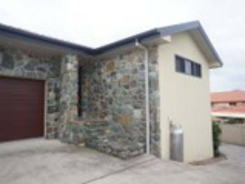 16b Mistral Place, Old Bar NSW 2430