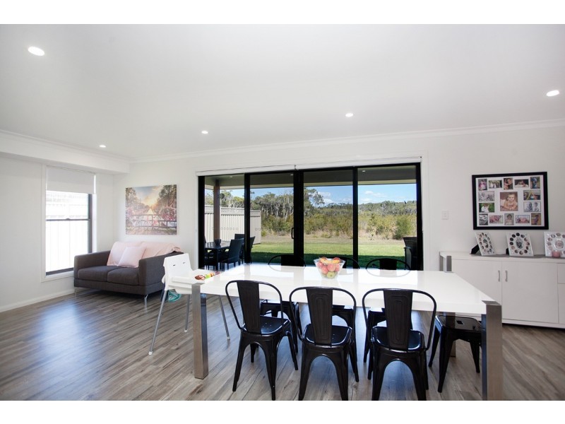 24 Shantull Drive, Wallabi Point NSW 2430