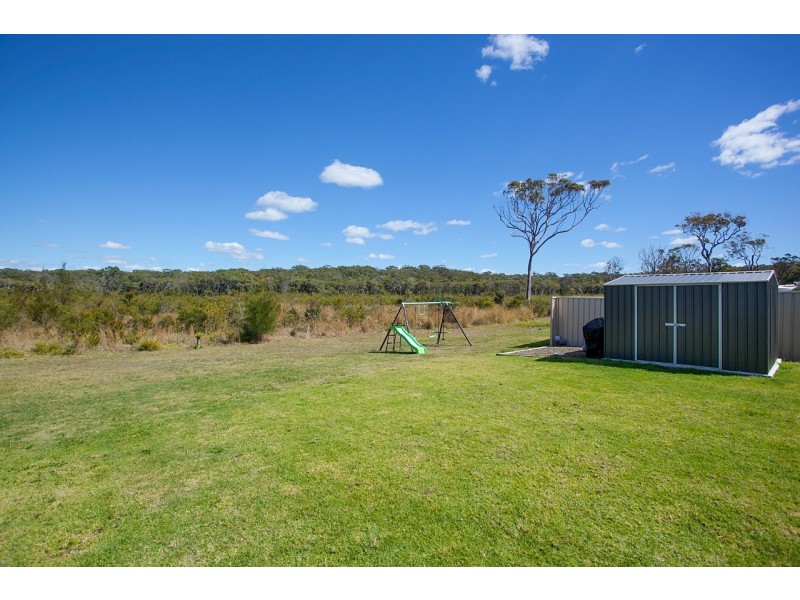 24 Shantull Drive, Wallabi Point NSW 2430