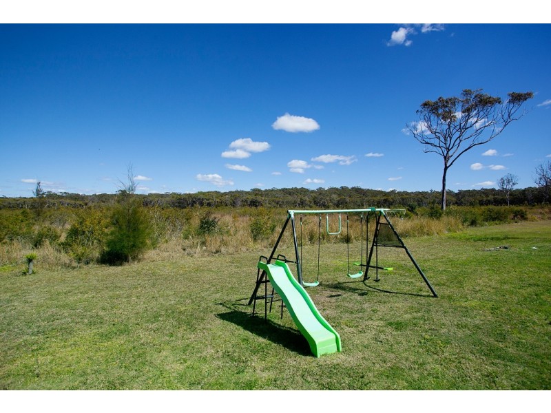 24 Shantull Drive, Wallabi Point NSW 2430