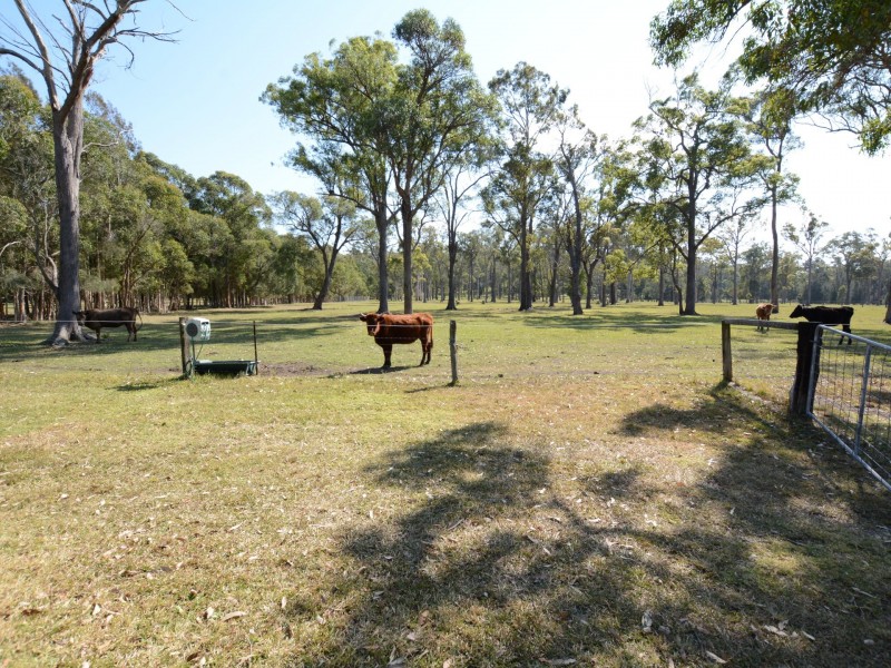 633 Manning Point Road, Oxley Island NSW 2430