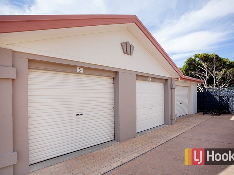 3/32 Lewis Street, Old Bar NSW 2430