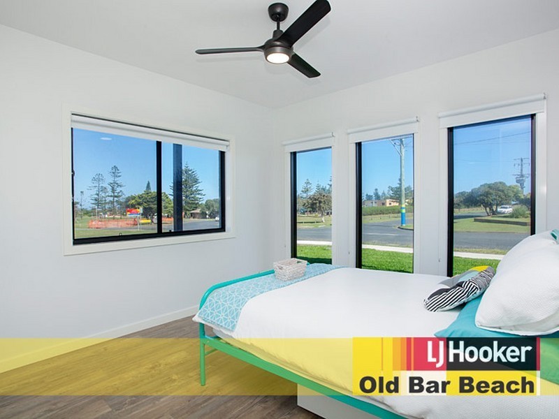 1 Old Bar Road, Old Bar NSW 2430