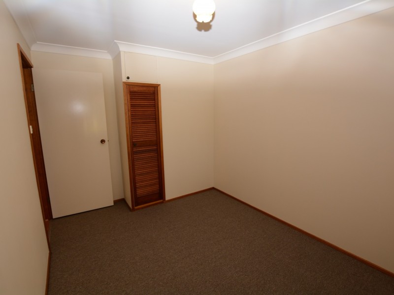 8 Wyden Street, Old Bar NSW 2430