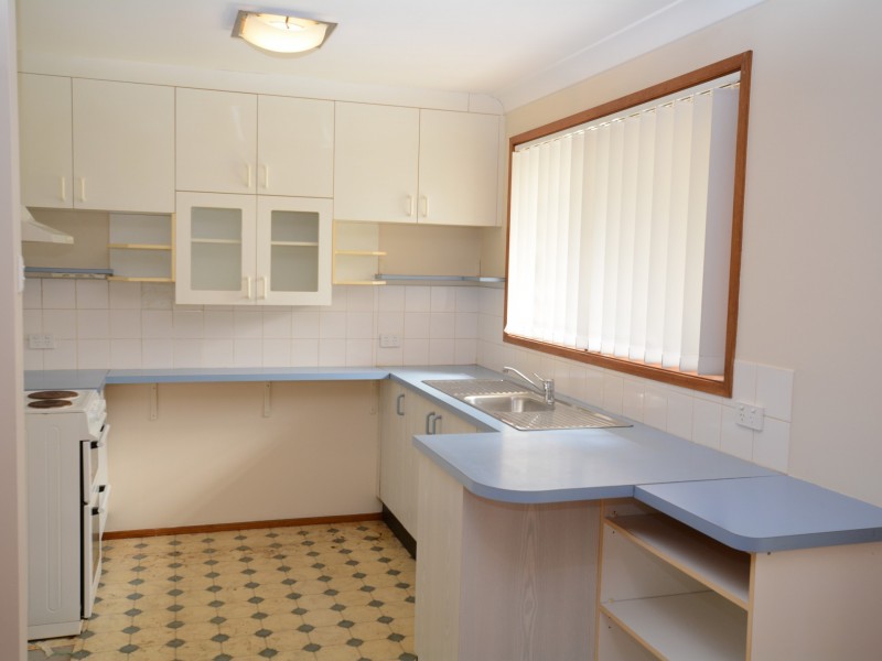 8 Wyden Street, Old Bar NSW 2430