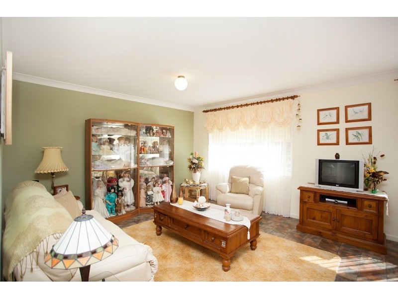 49 Clerke Street, Old Bar NSW 2430