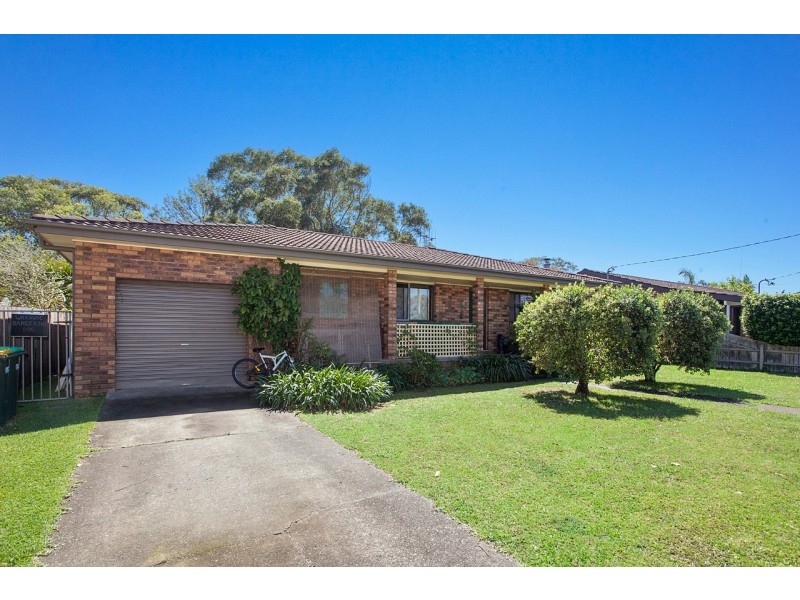 37 Smith Street, Old Bar NSW 2430