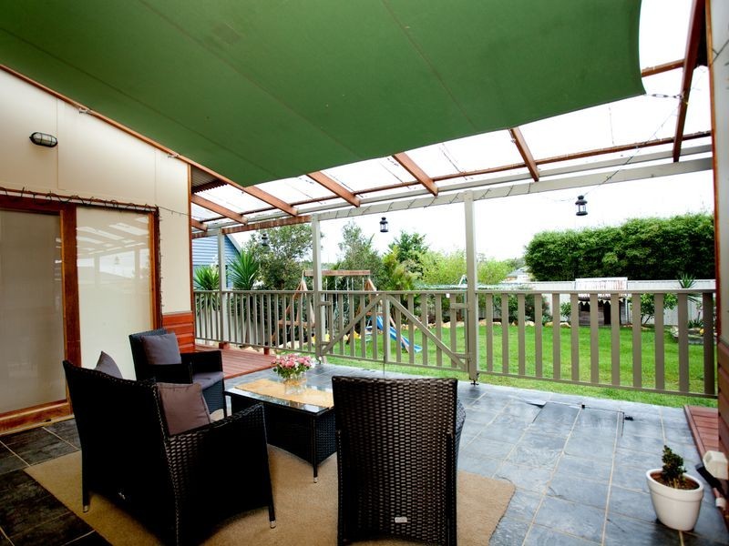 3 Flagtail Avenue, Old Bar NSW 2430