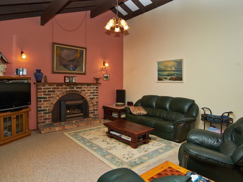 24 Cowans Lane, Oxley Island NSW 2430