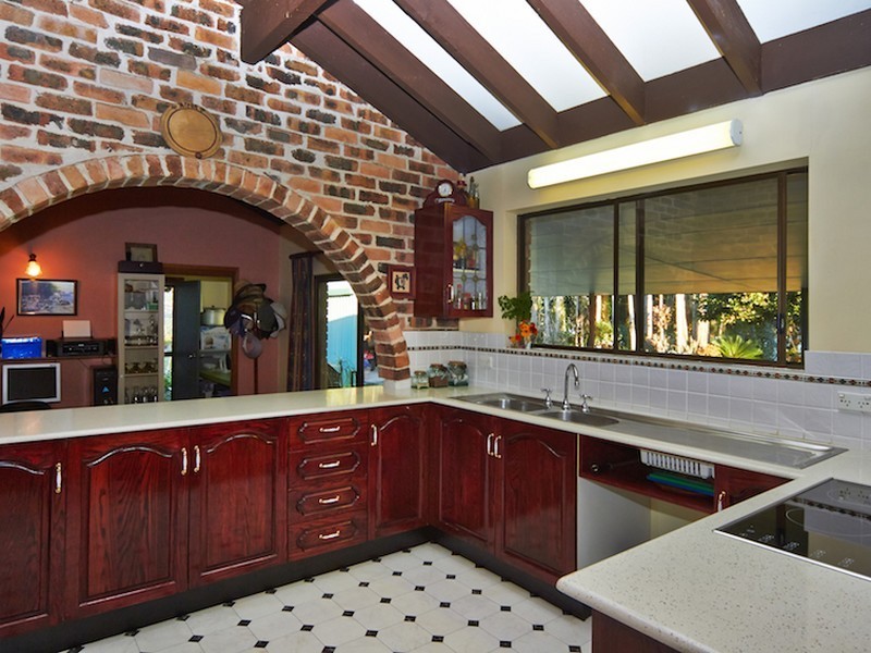 24 Cowans Lane, Oxley Island NSW 2430