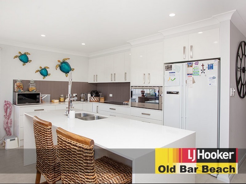 4 George Street, Old Bar NSW 2430