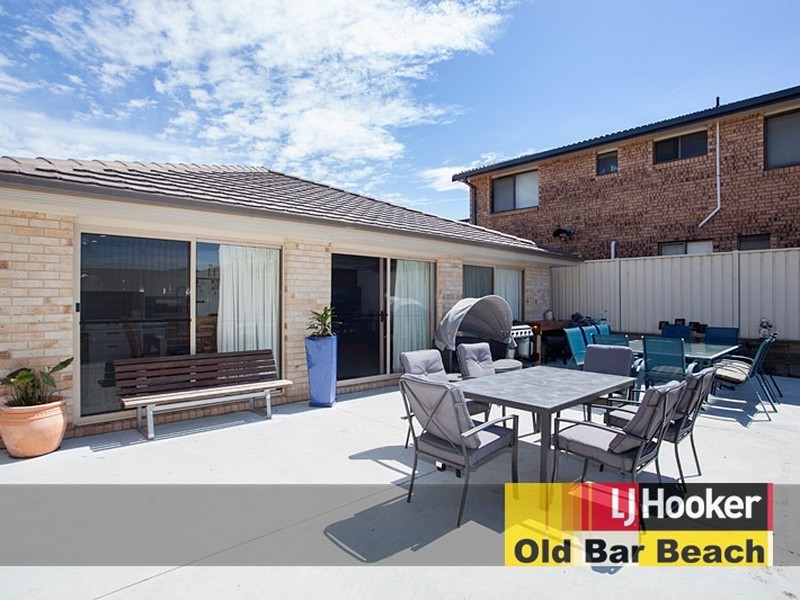 4 George Street, Old Bar NSW 2430
