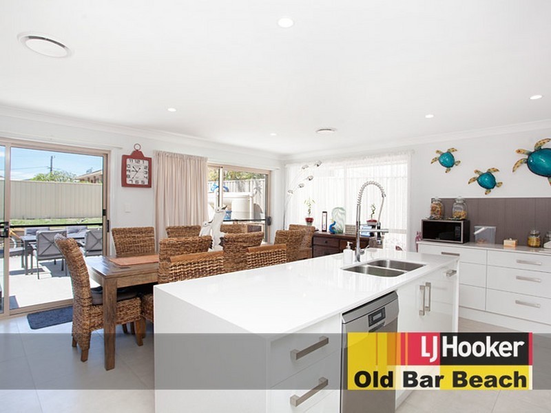 4 George Street, Old Bar NSW 2430