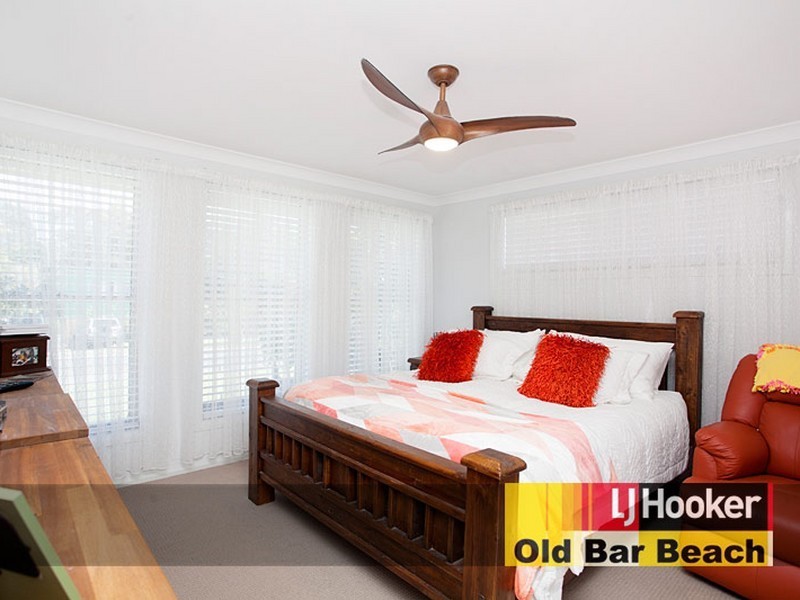 4 George Street, Old Bar NSW 2430