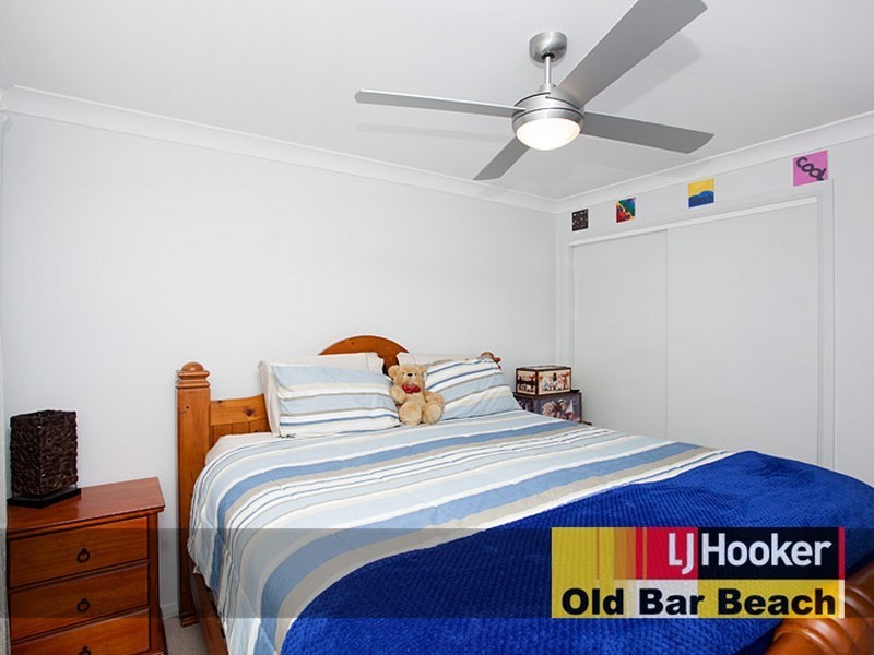 4 George Street, Old Bar NSW 2430