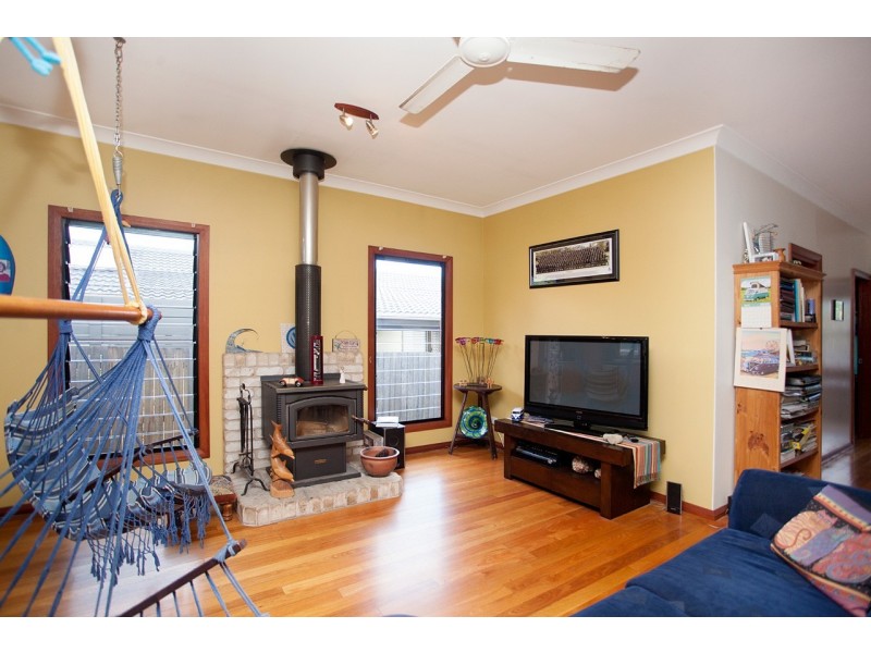 15 Clerke Street, Old Bar NSW 2430