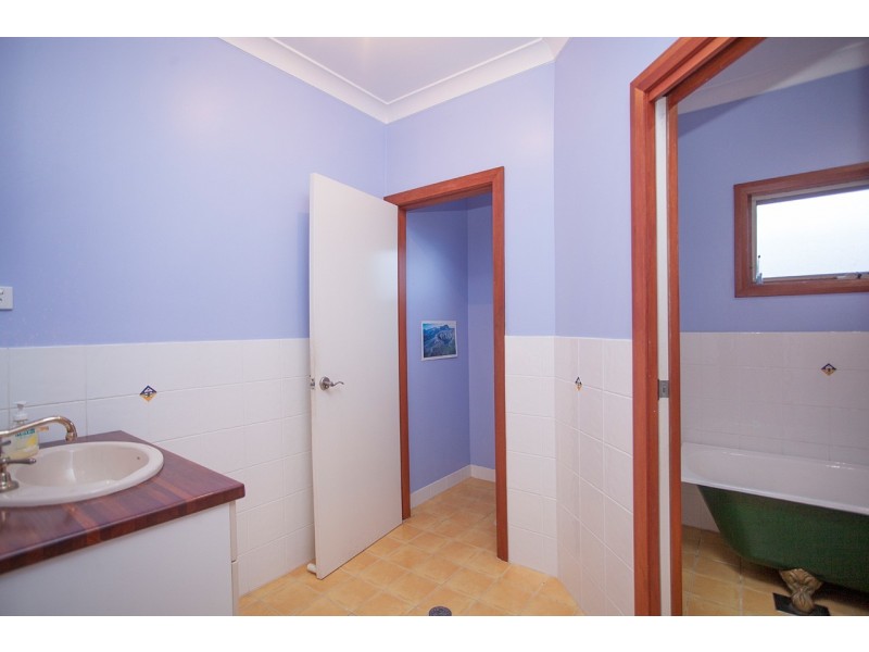 15 Clerke Street, Old Bar NSW 2430