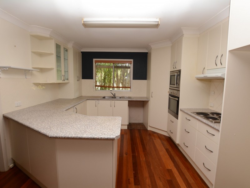 21 Warwiba Road, Old Bar NSW 2430