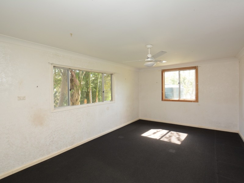 21 Warwiba Road, Old Bar NSW 2430