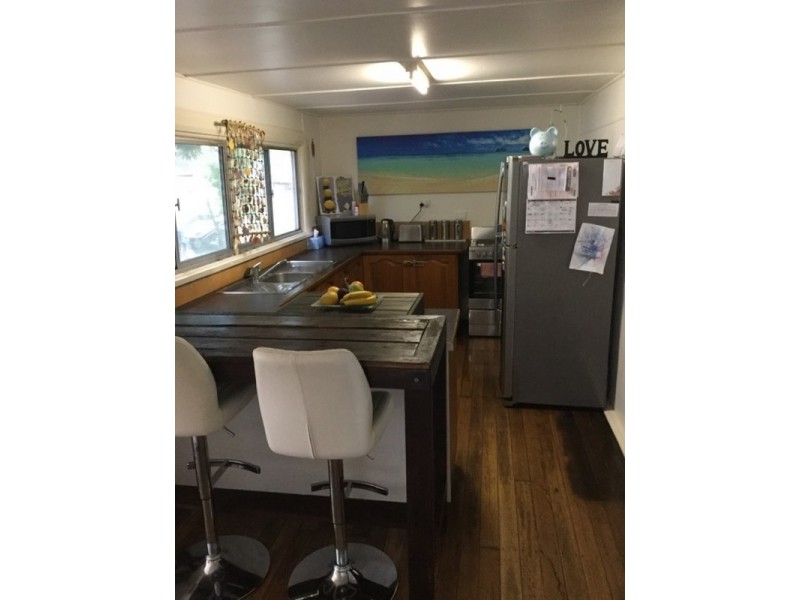 962A Old Bar Road, Old Bar NSW 2430