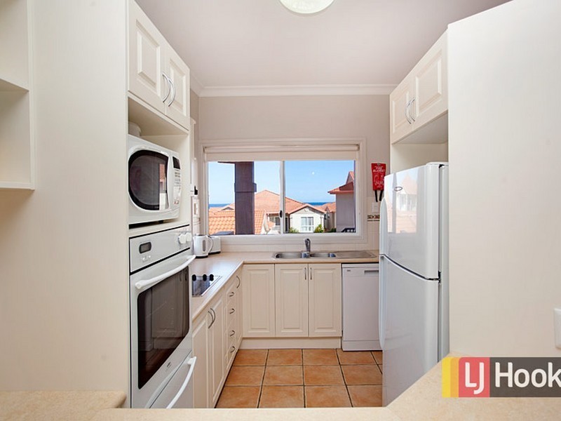 31/32 Lewis Street, Old Bar NSW 2430