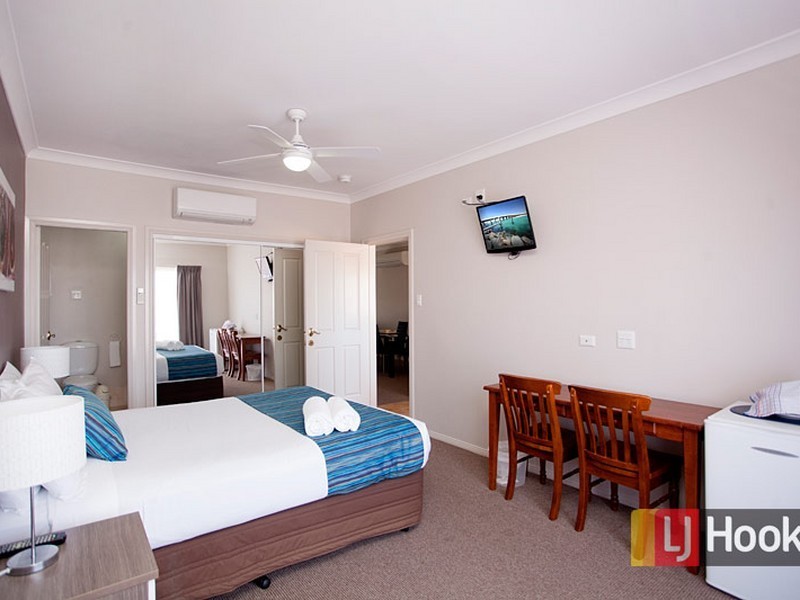 31/32 Lewis Street, Old Bar NSW 2430