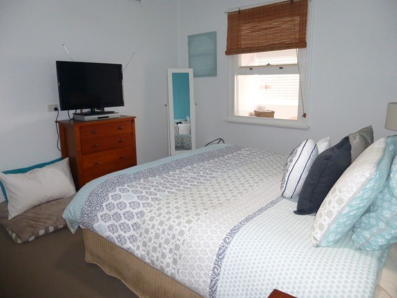 10 Tirriki Street, Old Bar NSW 2430