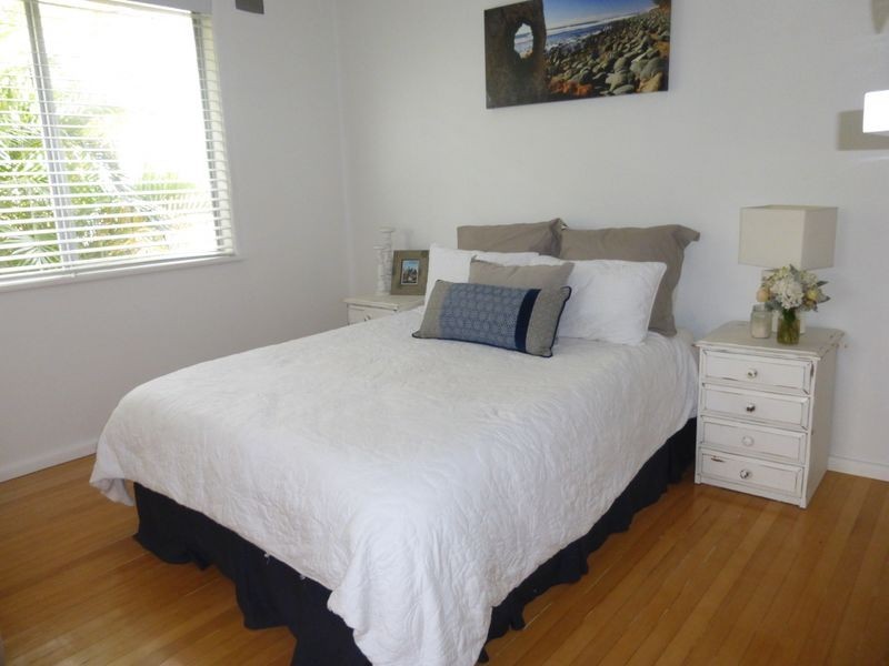 10 Tirriki Street, Old Bar NSW 2430