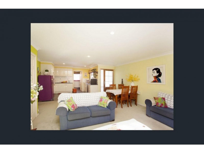 2/9 Clerke Street, Old Bar NSW 2430
