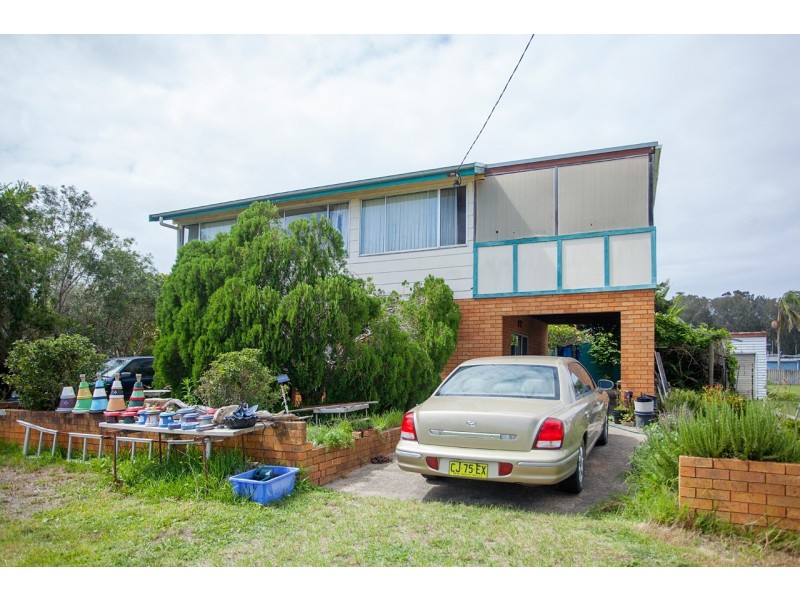 39 Main Street, Manning Point NSW 2430