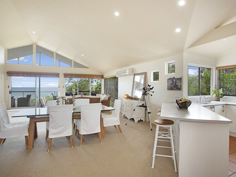 18 Lewis Street, Old Bar NSW 2430