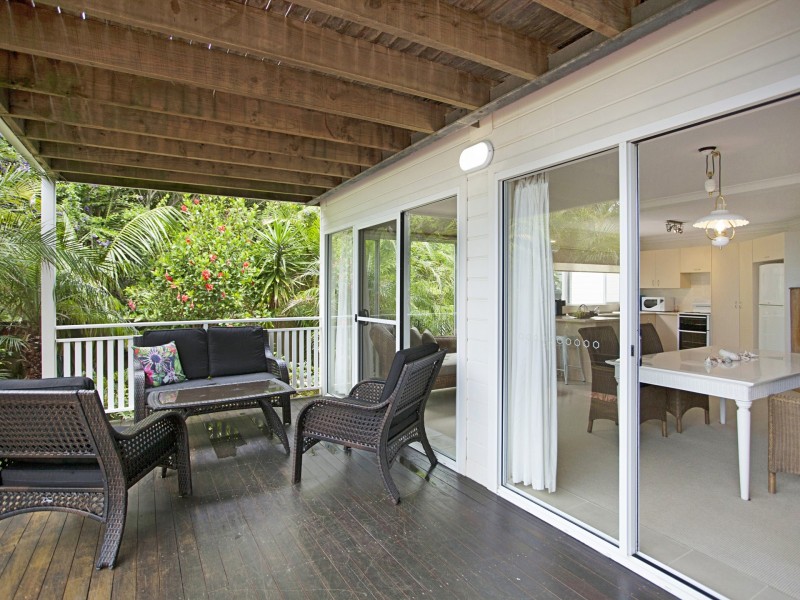 18 Lewis Street, Old Bar NSW 2430